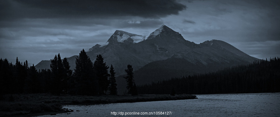 ôֺ(Maligne Lake)Ʋеһ