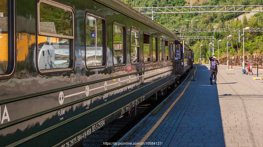 Ųķ·(Flam Railway)ɽƵСվ