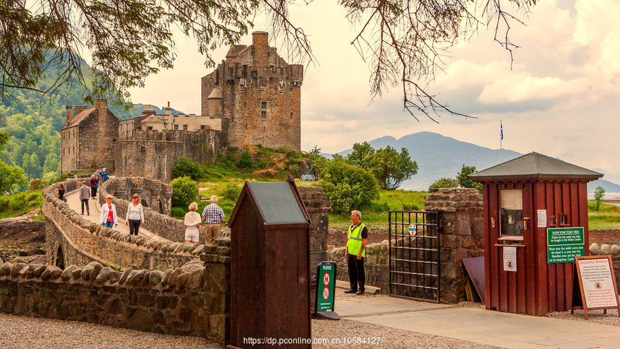 ոնϳǱ(Eilean Donan castle),ʮ͵Ľ