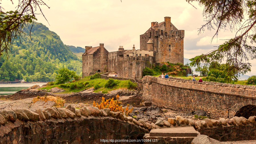 ոնϳǱ(Eilean Donan castle),ʮ͵Ľ