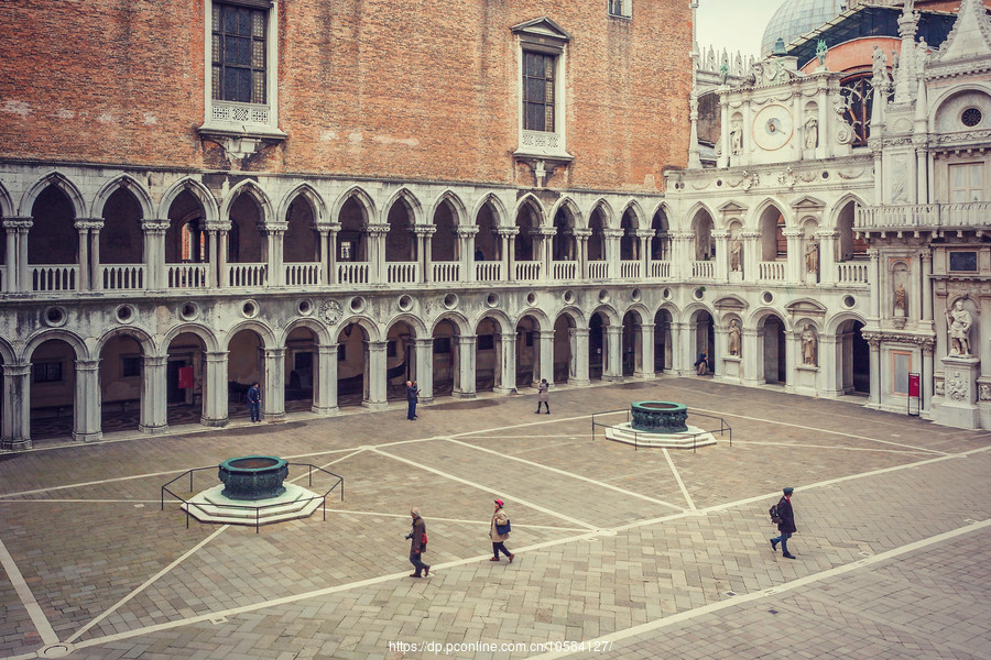 ˹ʥɴ(St Mark&#039;s Basilica), ܳ