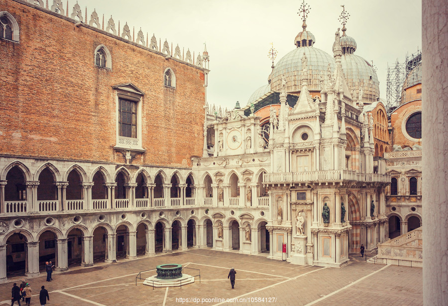 ˹ʥɴ(St Mark&#039;s Basilica), ܳ