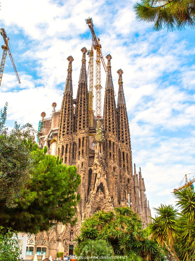 ʥ(Sagrada Famlia), ͳĳʵ