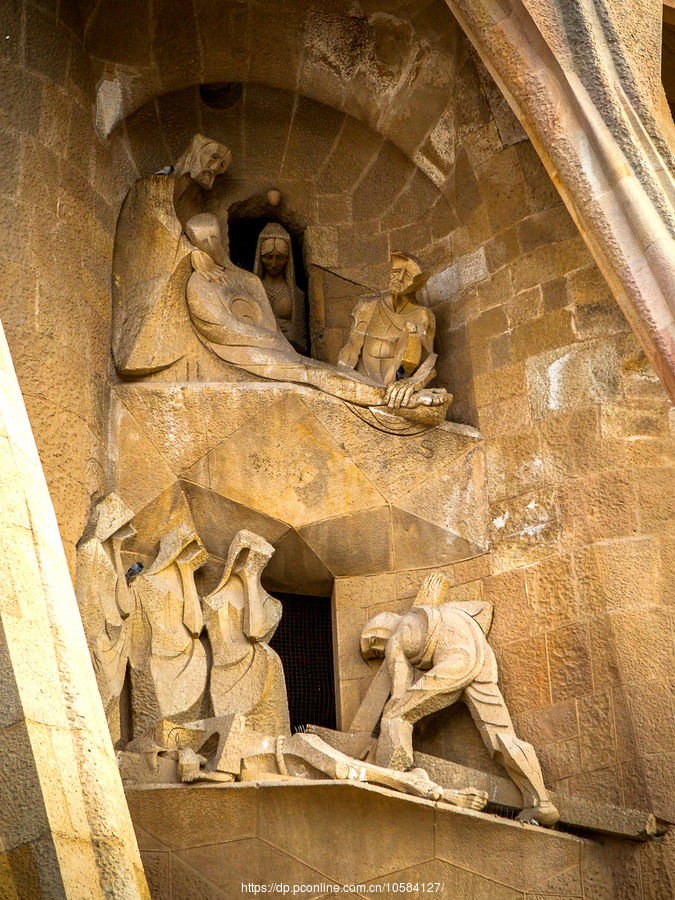 ʥ(Sagrada Famlia), ͳĳʵ