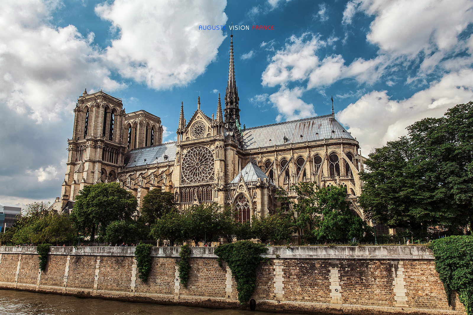 Memory of Notre-Dame 【巴黎圣母院的回忆】