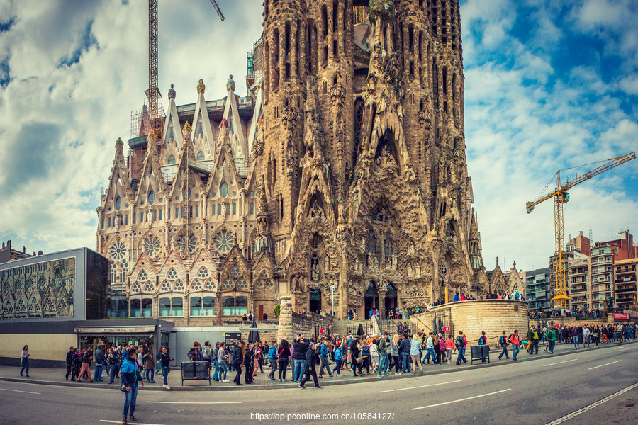 ʥ(Sagrada Famlia), ȫӽ