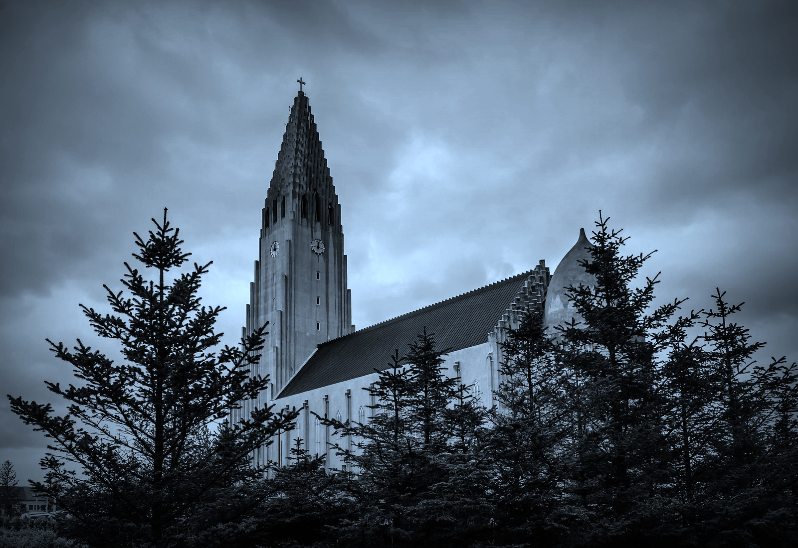 冰岛Hallgrimskirkja教堂，超奇特的建筑