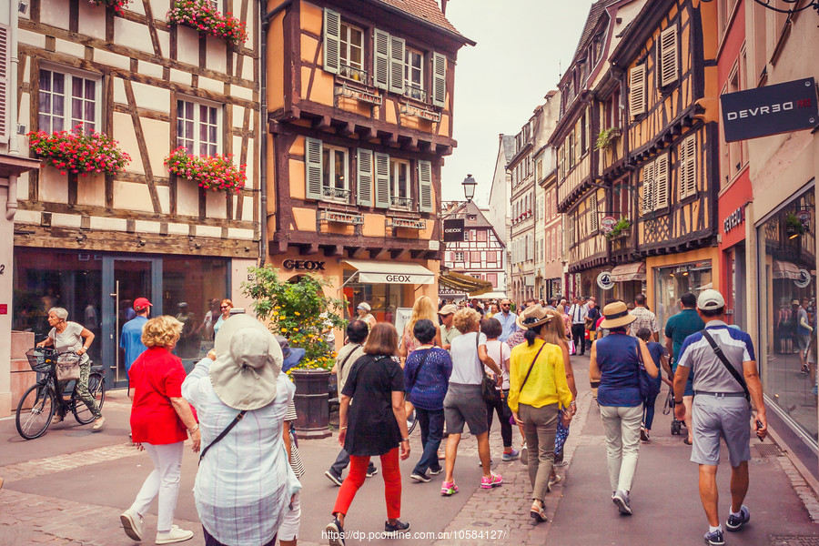 ƶ(Colmar)С˶