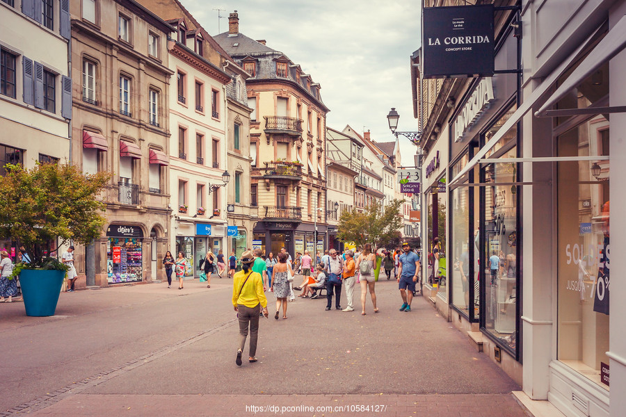 ƶ(Colmar)С˶