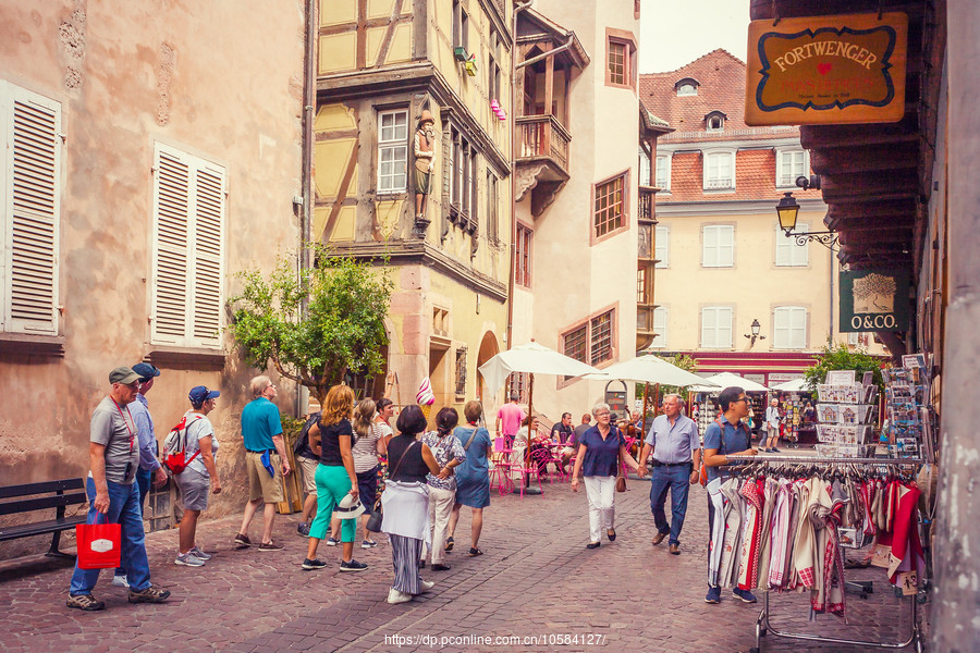 ƶ(Colmar)С˶