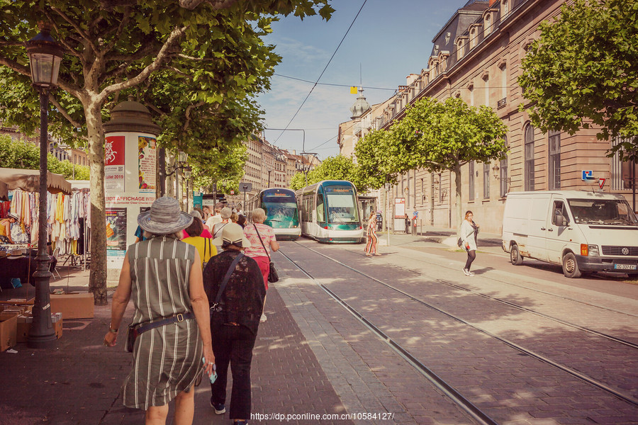 ˹˹(Strasbourg)ϵС