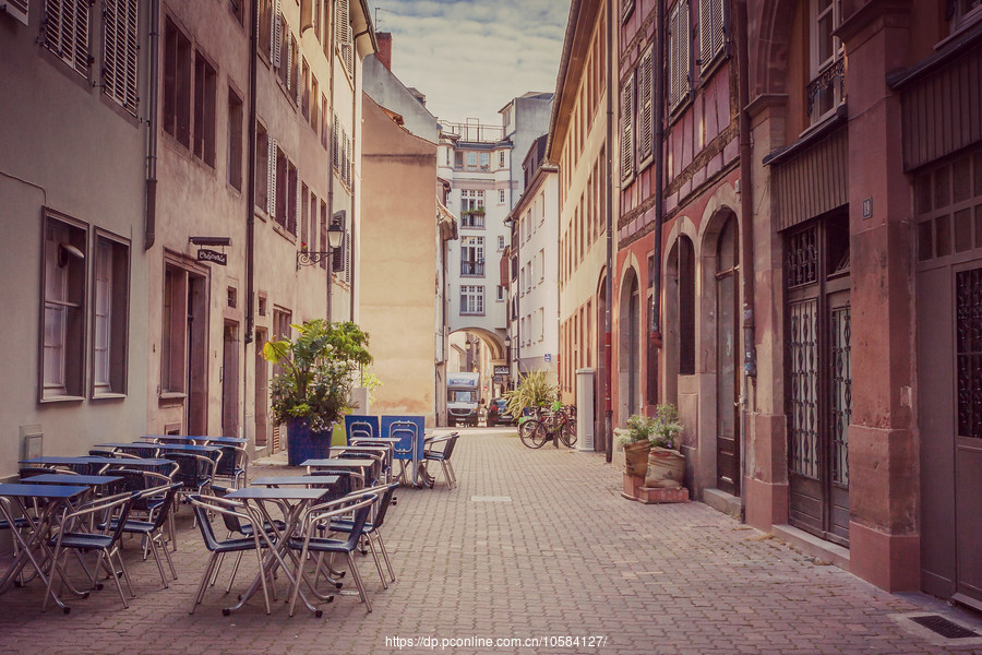 ˹˹(Strasbourg)ϵС