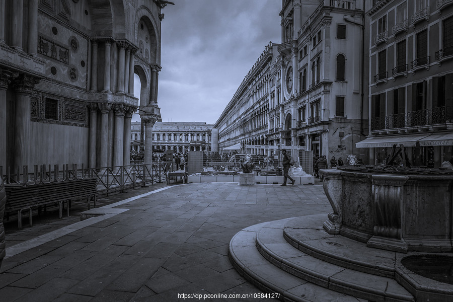 ˹ʥɹ㳡(St Mark&#039;s Square), һ޶