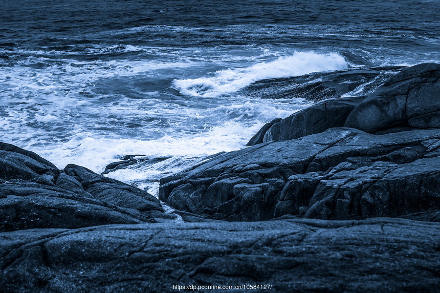 ô弪(Peggys Cove)ʯϵĵ