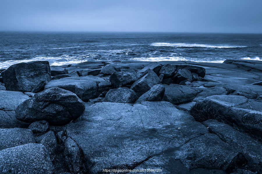 ô弪(Peggys Cove)ʯϵĵ