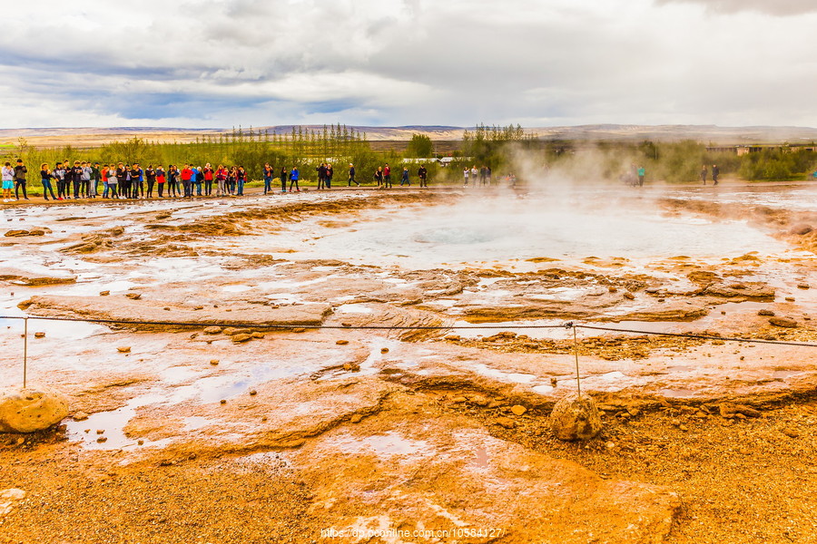 (Geysir)Ȫ