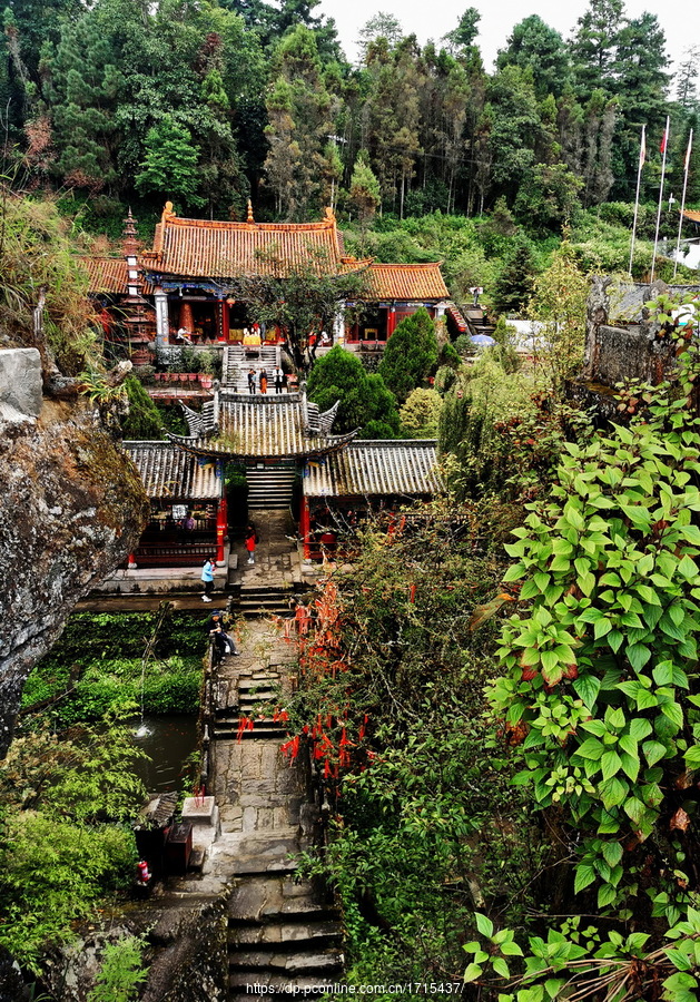 南涧石洞寺图片