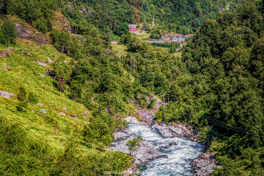 Ųķ·(Flam Railway)·ɽˮ