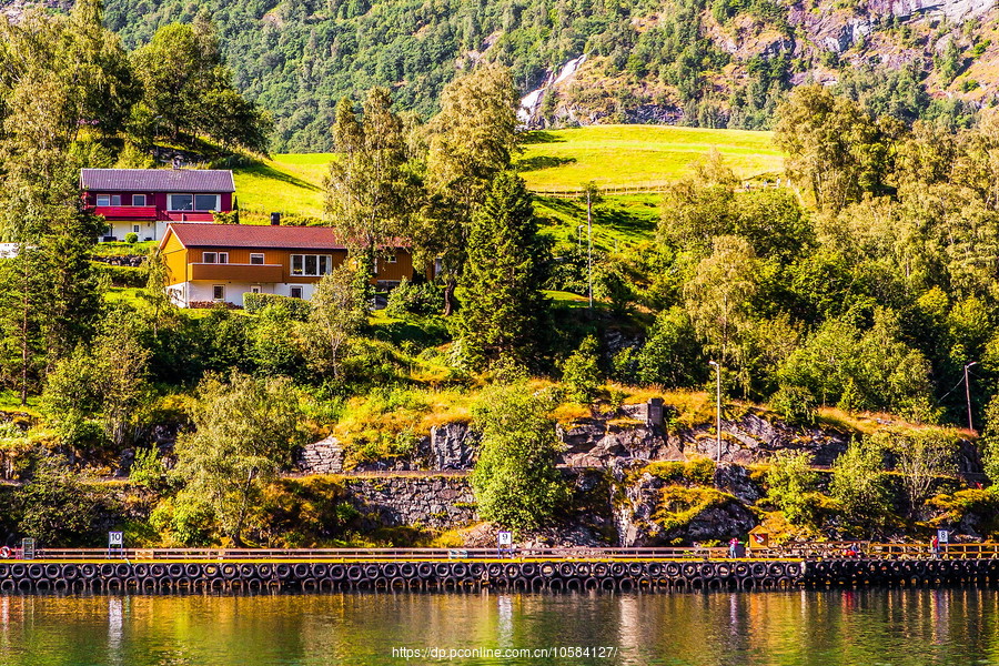 Ųķ·(Flam Railway)Сٲ