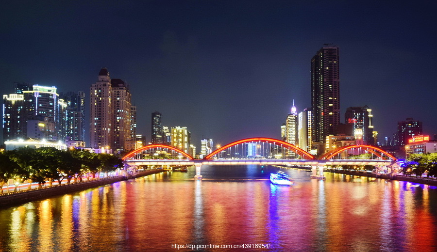 珠江夜色之三 ---解放橋至海珠橋段