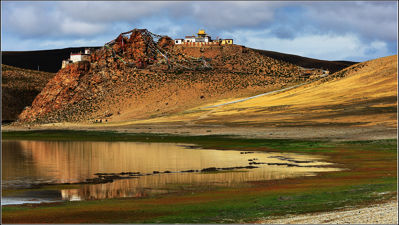 圣湖玛旁雍措之西藏阿里大环线自驾系列