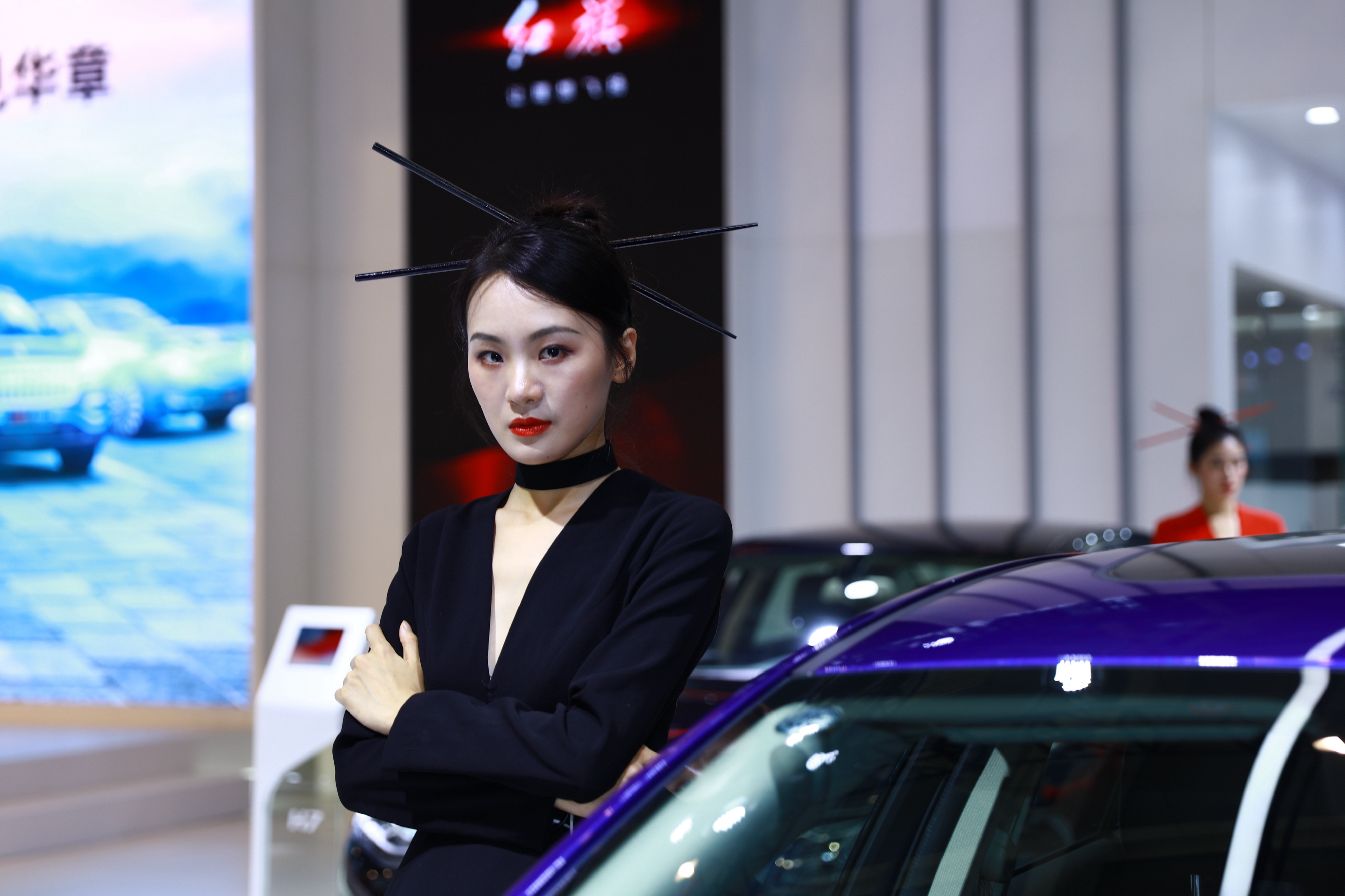 红旗车展车模之三