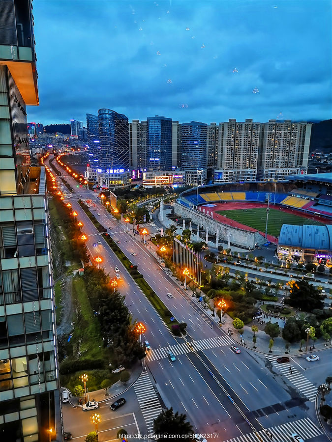 兴义城市全景图片图片