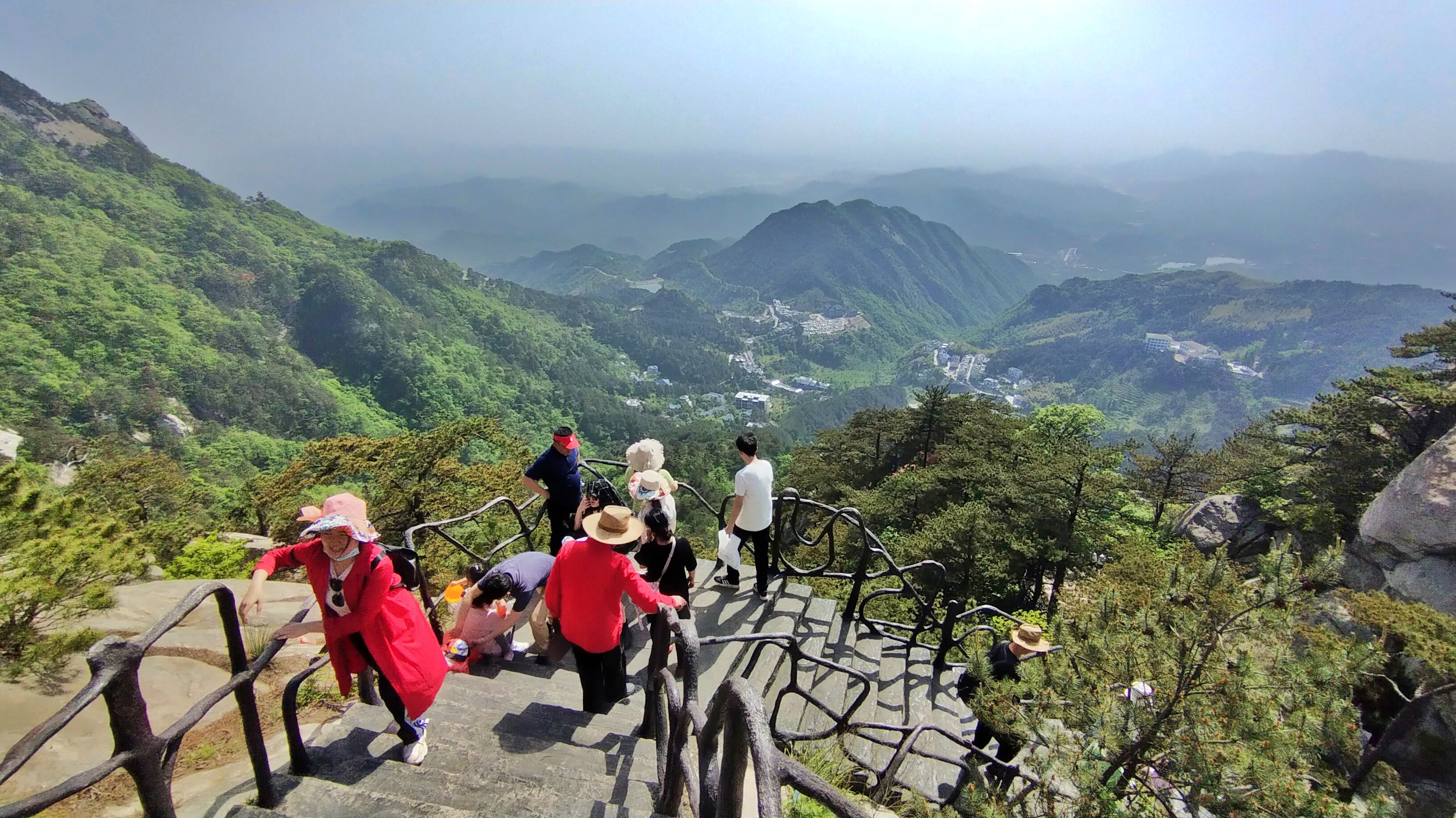 麻城龜峰山