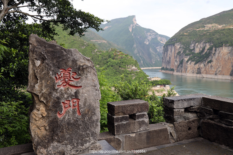 夔门胜景白帝城