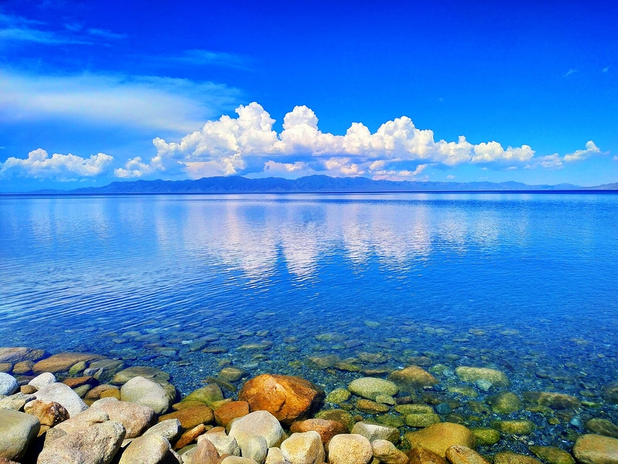 赛里木湖照片高清大图图片