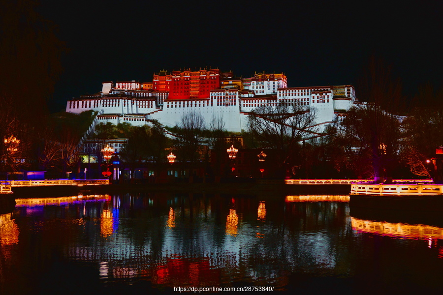 川藏三月之布达拉宫