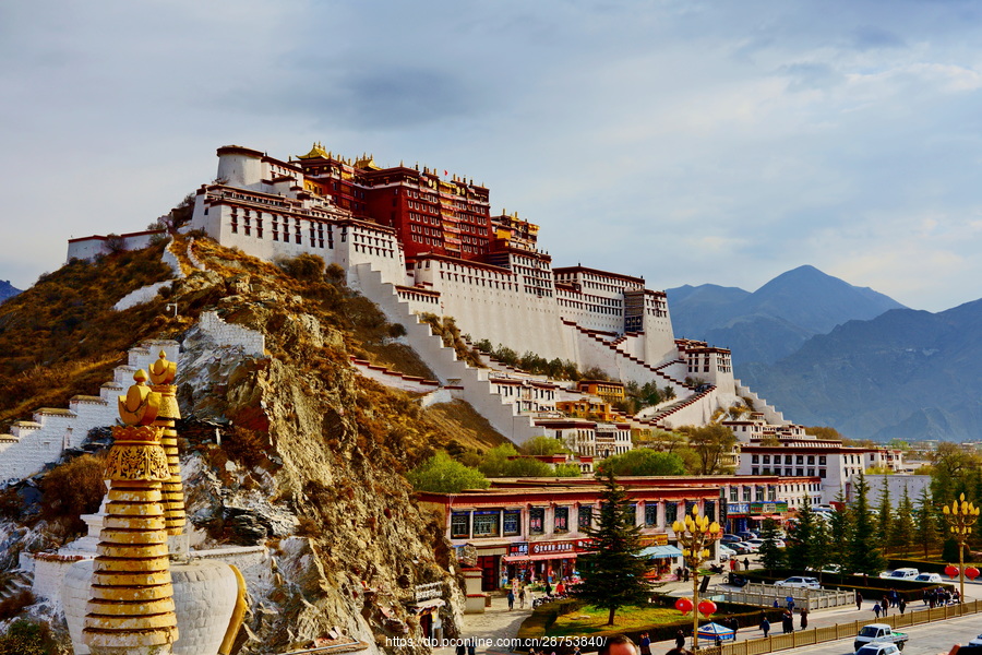 川藏三月之布达拉宫