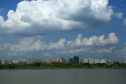 遂宁城市印象（16）在老城滨江路眺望河东